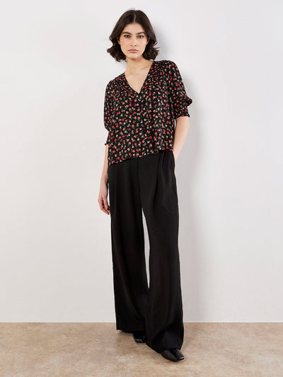 Ditsy Floral Blouse BLOUSE Apricot Collections 